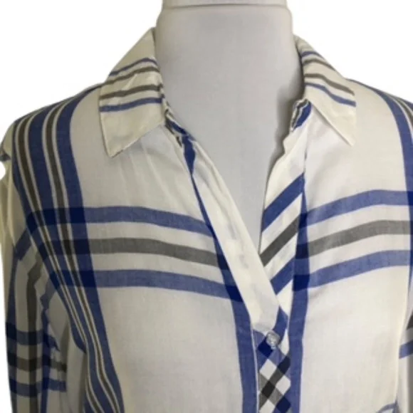 NWOT Hester & Orchard Plaid Button Front Roll Up Tabbed Sleeve Shirt Size M - Picture 3 of 11